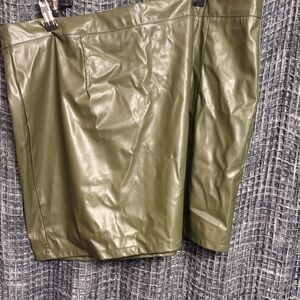 SHEIN Olive Faux Leather Pencil Skirt